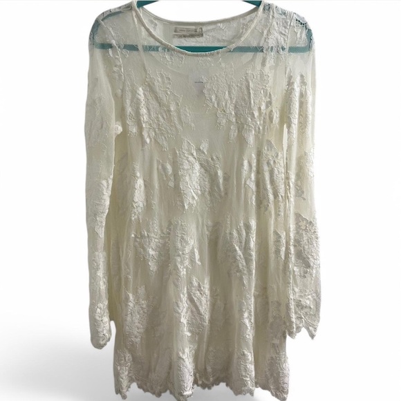 New Urban Outfitters White Lace Dress bell sleeves size small - Picture 4 of 9